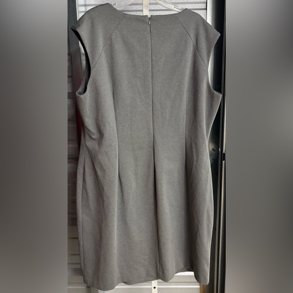 Calvin Klein dress - Picture 2 of 2